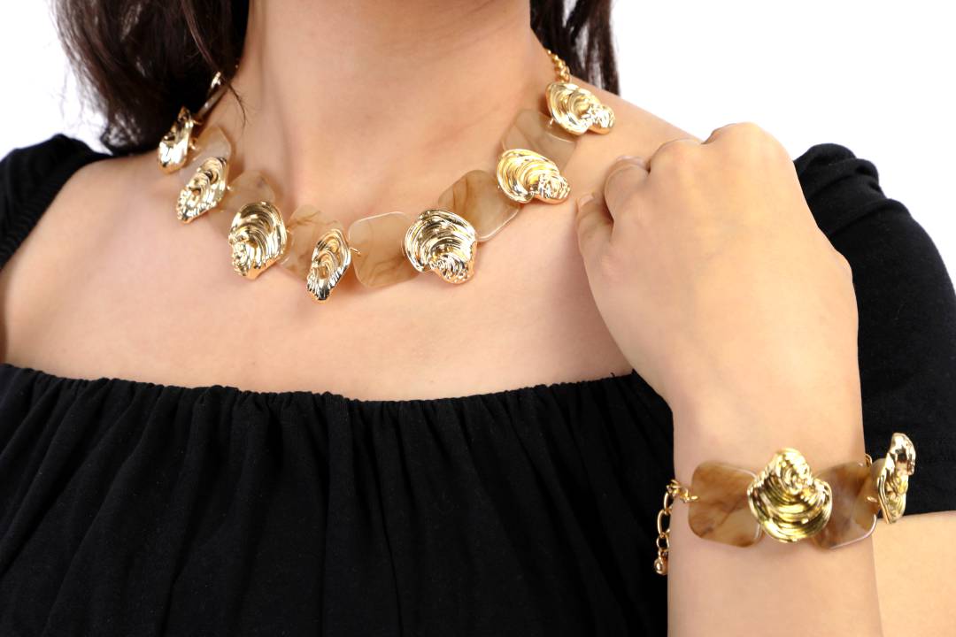 Honey & Gold Acrylic Necklace