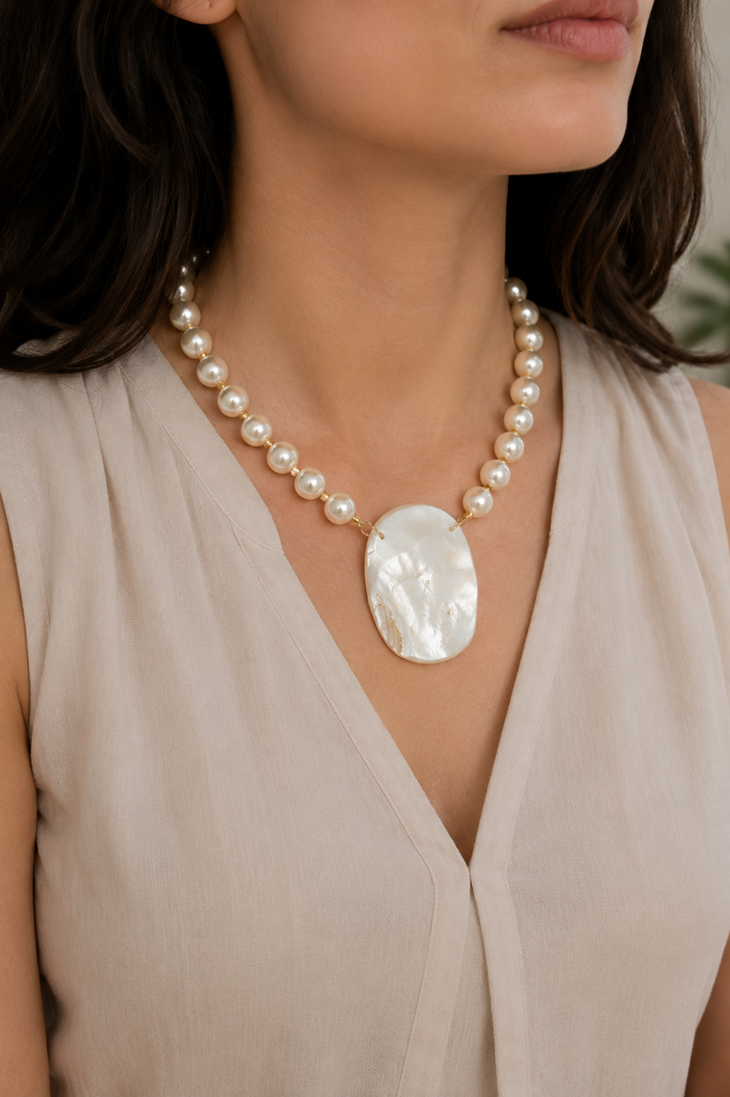 White Pearl Necklace with Natural Shell Pendant