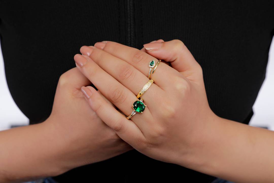 Green Dot Dome Ring
