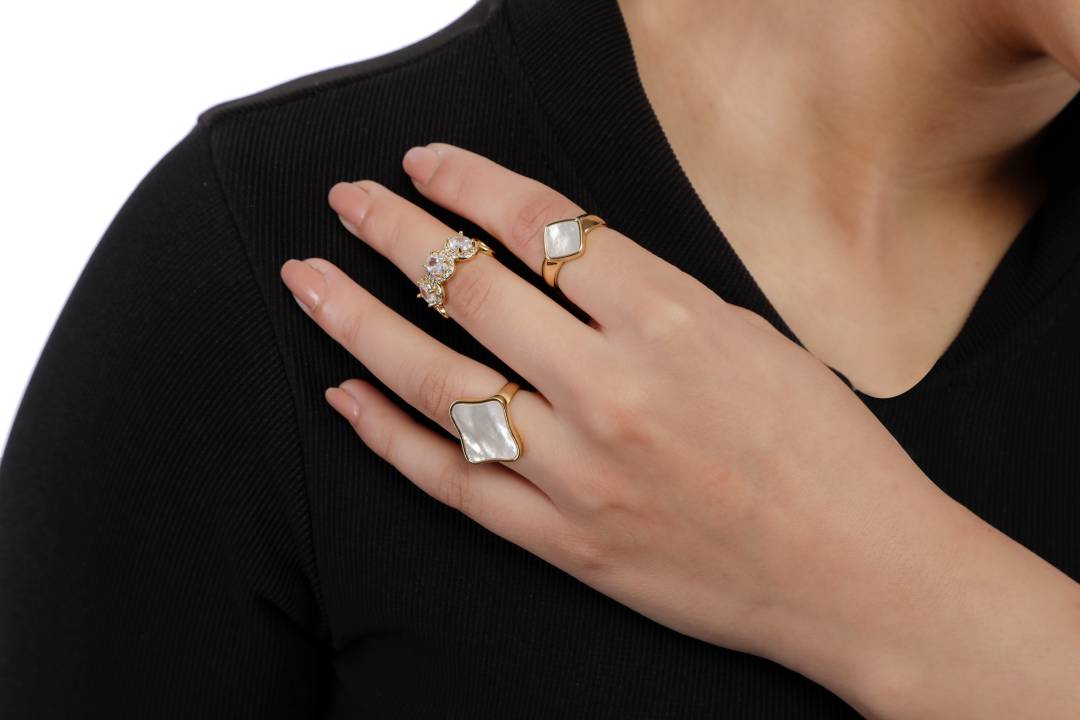 Natural Shell Ring