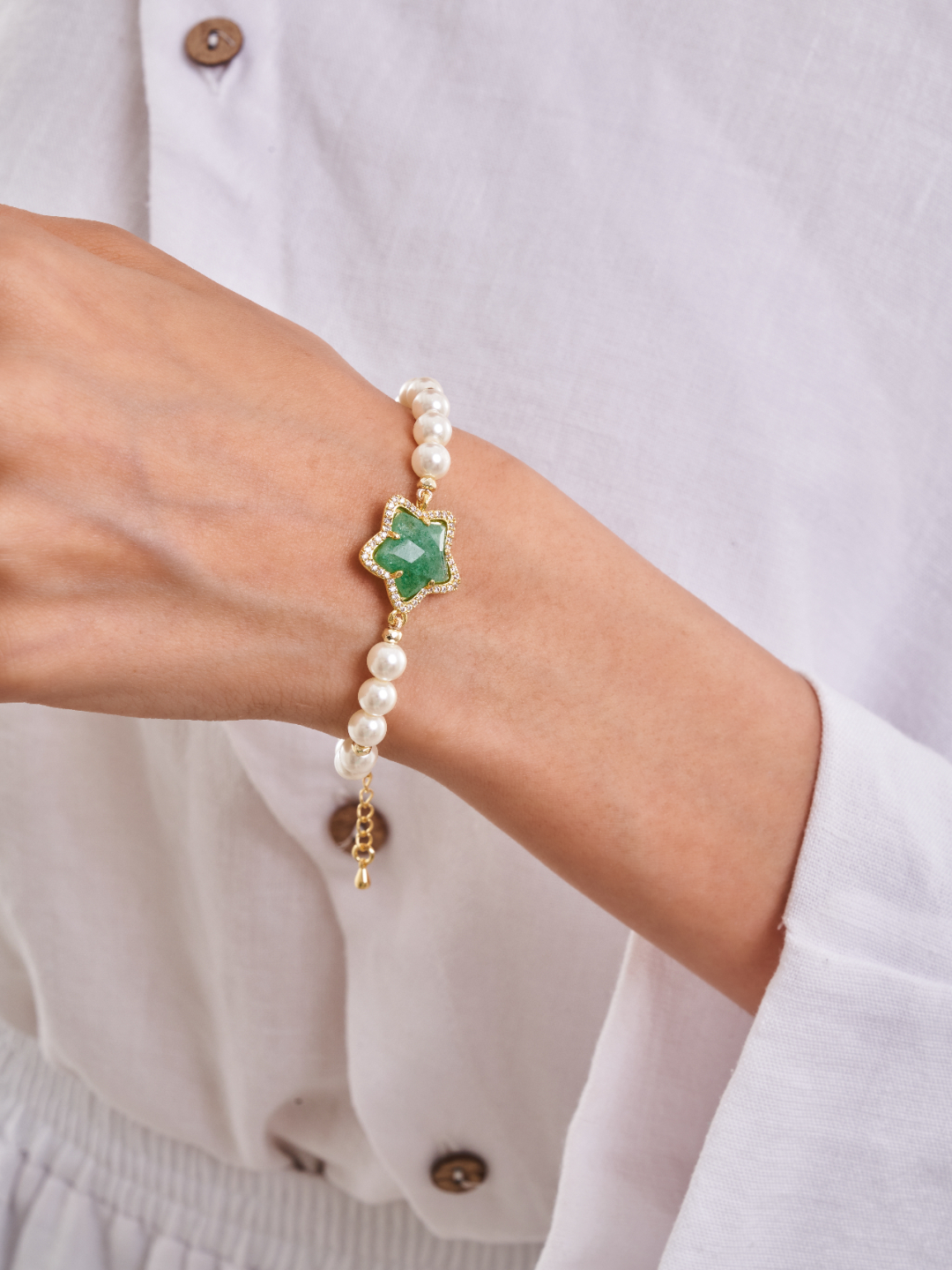 Emerald Pearl Star Bracelet